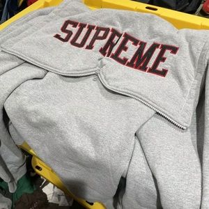 SUPREME SPLIT HOOD ZIP UP SWEATSHIRT - GREY SZ. L